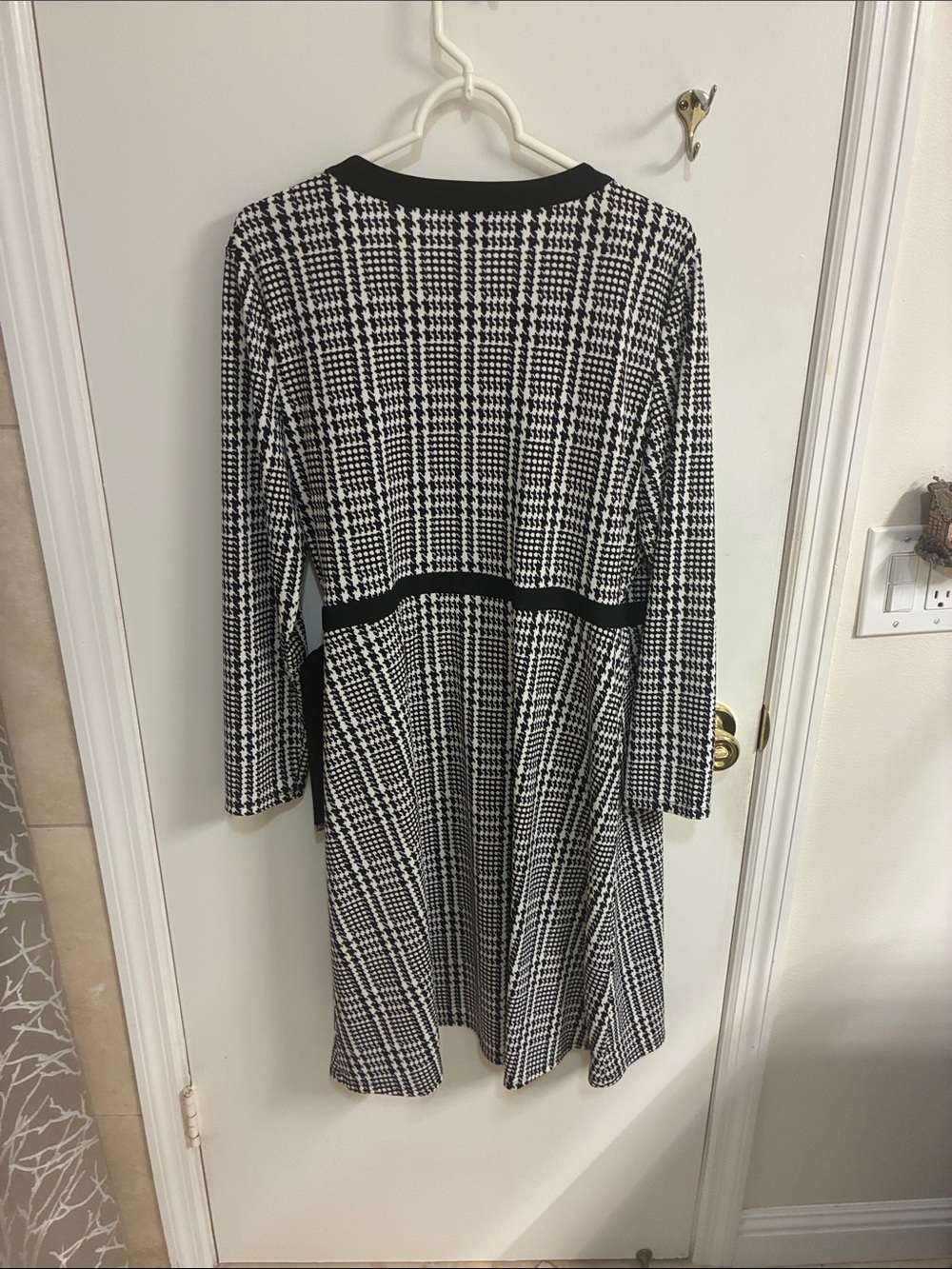 NWT Tommy Hilfiger Black & White Houndstooth Wrap Dress Sz 14 - Picture 9 of 12